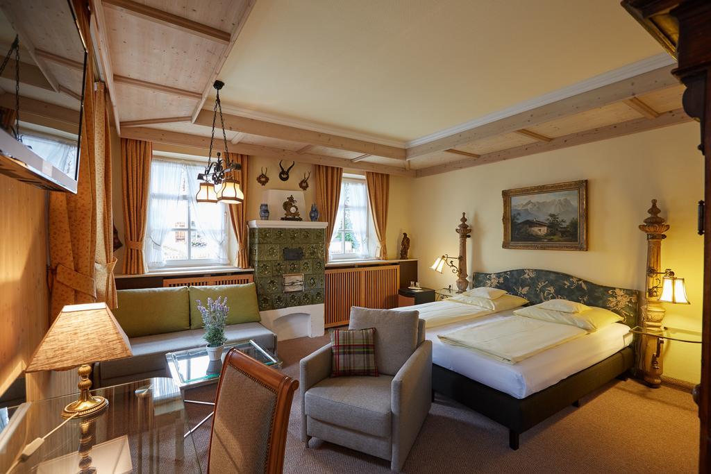 Hotel Edelweiss Garni Garmisch-Partenkirchen Exterior photo