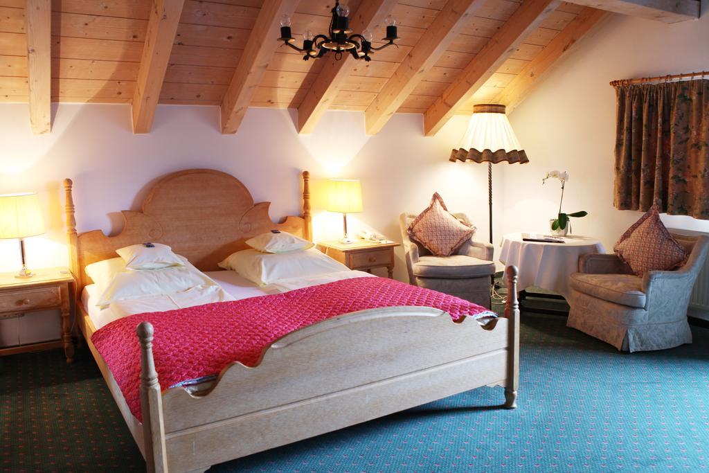 Hotel Edelweiss Garni Garmisch-Partenkirchen Room photo